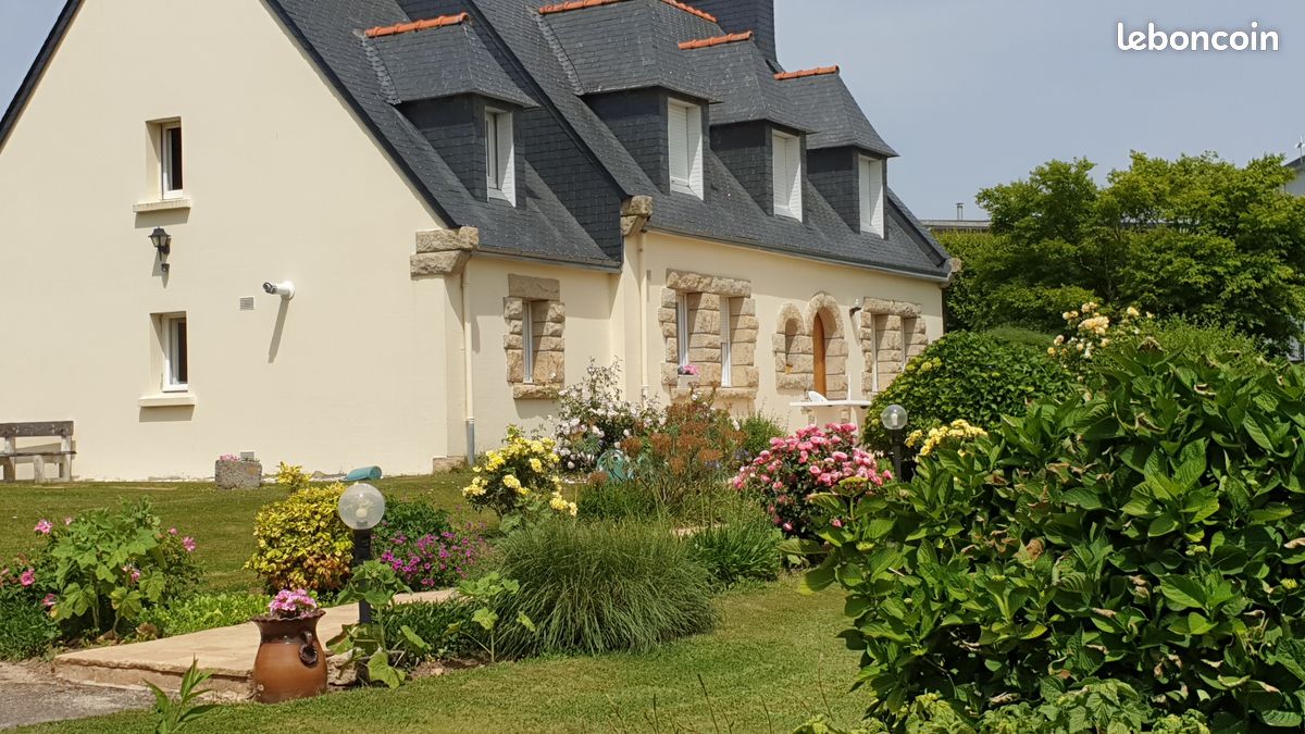 Maison 7 pièces 143 m² · à Châteaulin · 143 m² · 320 000 €