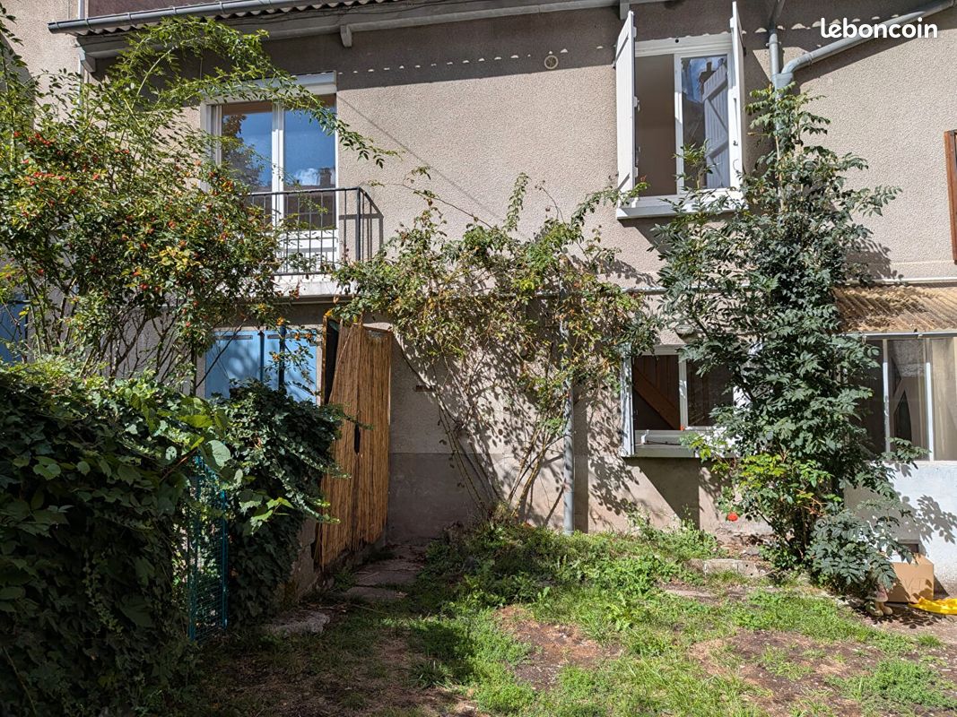 Appartement 3 pièces 46 m² · à Aurillac · 46 m² · 600 €/mois