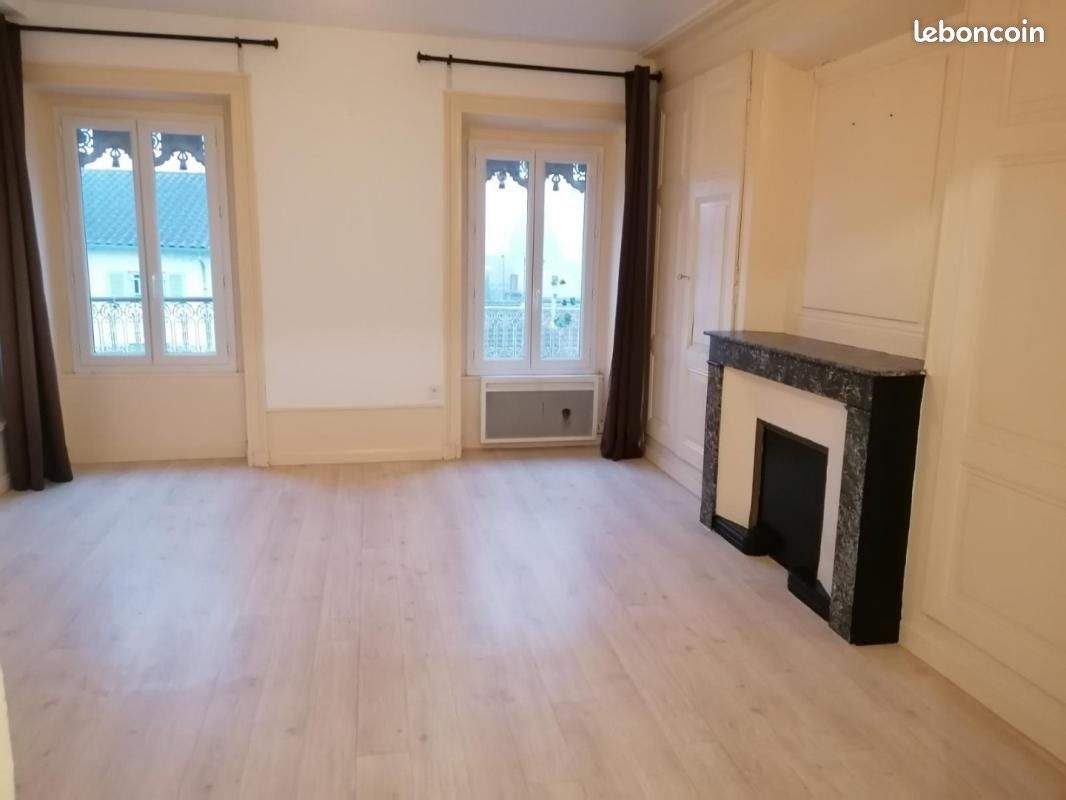 Appartement 3 pièces 71 m² · à Belleville-en-Beaujolais · 71 m² · 540 €