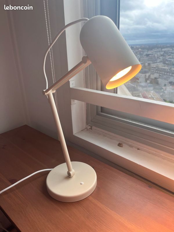 Lampe de bureau (image 3)