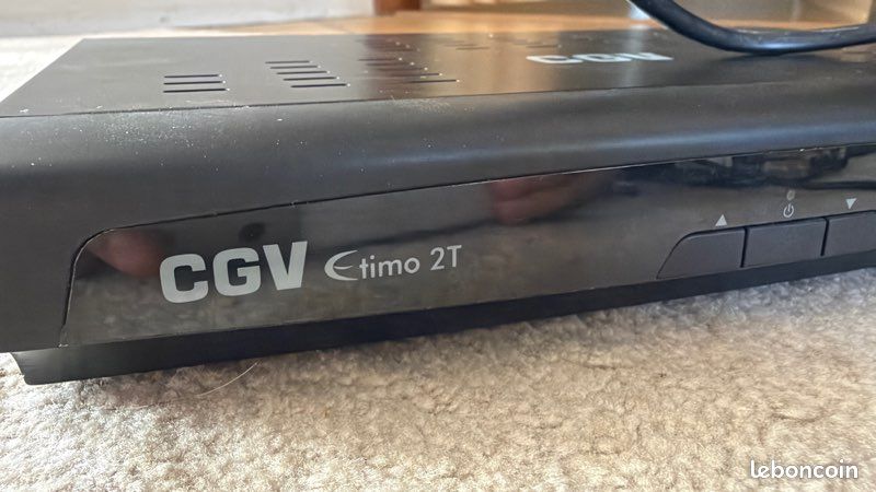 Décodeur TNT HD Double Tuner - CGV Etimo 2T (image 2)