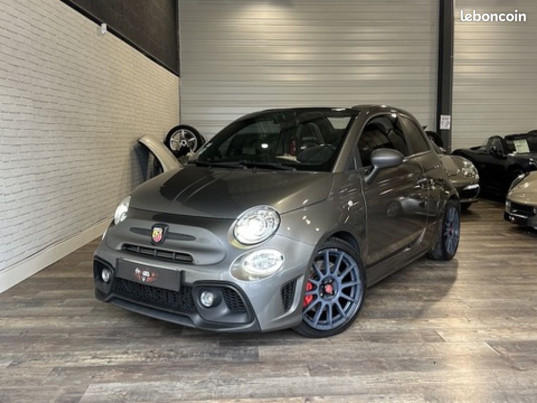 ABARTH 595 1.4 T-Jet Competizione Ligne AKRA + Pack Carbone + Beats Audio (image 2)