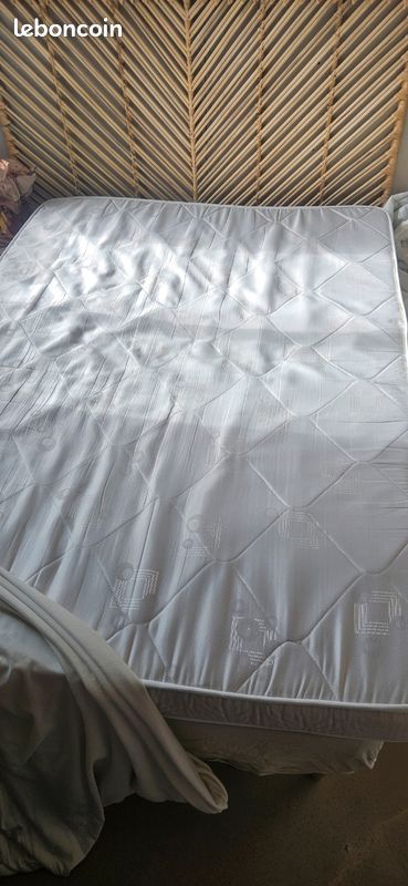 Matelas 2 places 140 x 190 cm Bultex bon etat (image 6)