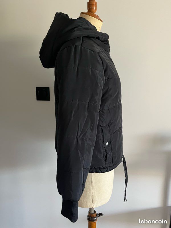 Doudoune noire La petite Française T-1 doublure à cœur rouge et blanc (image 4)