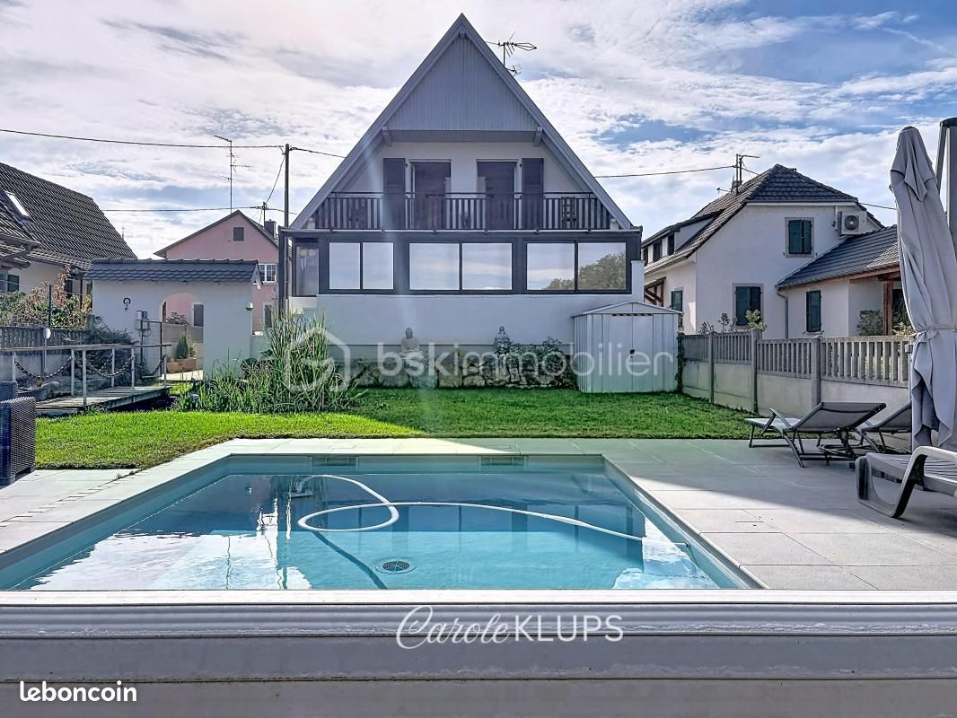 Maison 5 pièces 110 m² · à Village-Neuf · 110 m² · 469 000 €