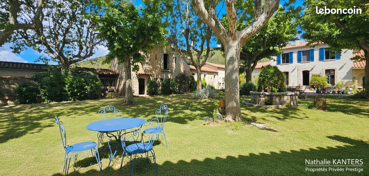 Maison 15 pièces 345 m² · à Solliès-Pont · 345 m² · 1 450 000 €