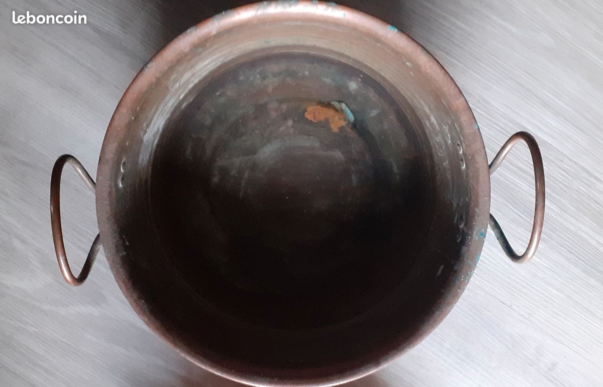 BASSINE CUIVRE .... En l'état (image 1)