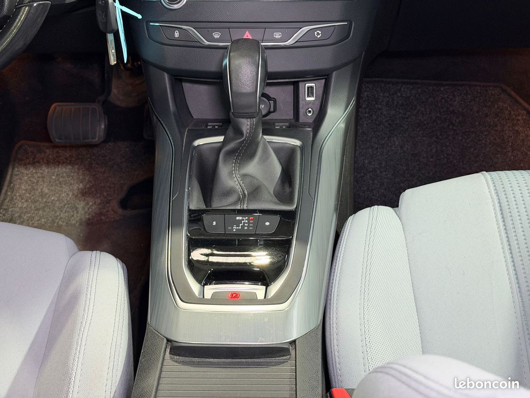 Peugeot 308 2.0 hdi 150 ch eat 6 allure en boite automatique / toit panoramique / aide au stationnement / garantie (image 5)