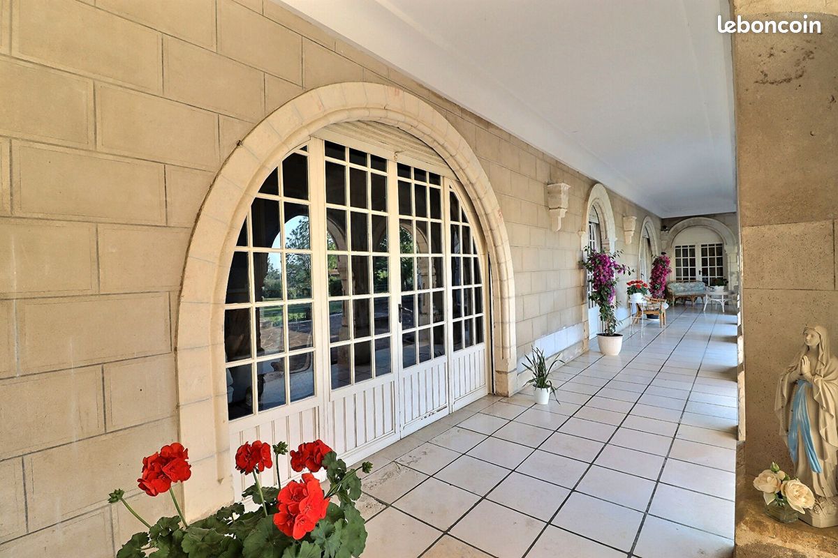 Maison 12 pièces 379 m² · à Saint-Sever · 379 m² · 599 000 €