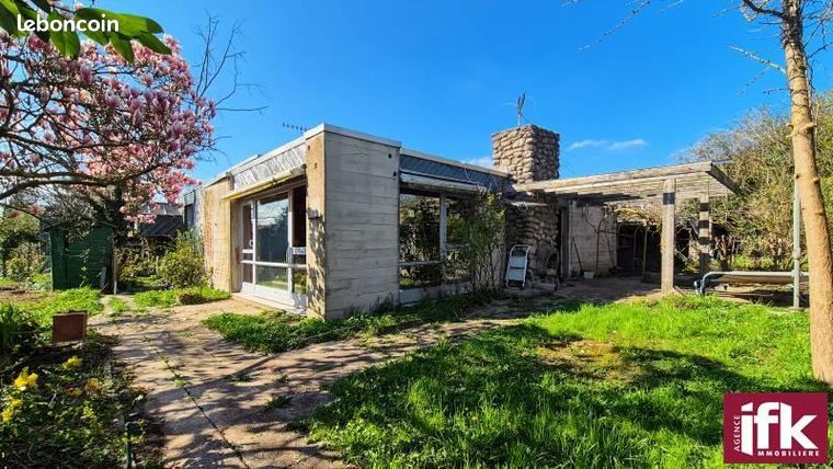 Maison 8 pièces 234 m²