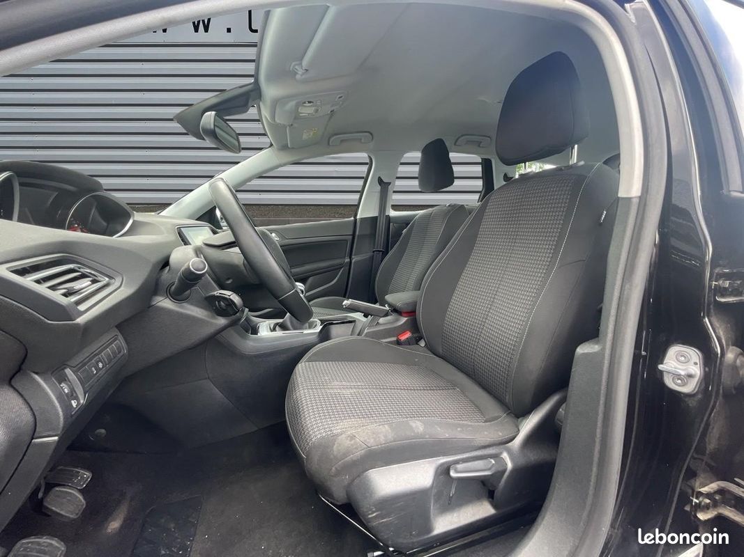 PEUGEOT 308 SW AFFAIRE 1.5 BlueHDi 130 Active Business (image 9)