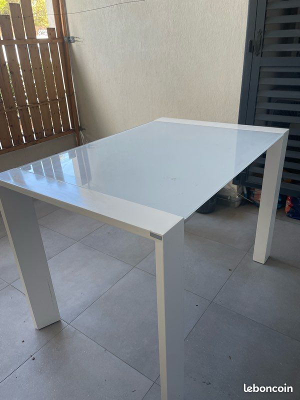 Table haute blanche Xoon (image 1)