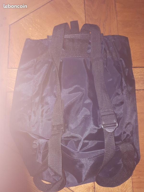 Sac a dos marlboro (image 2)