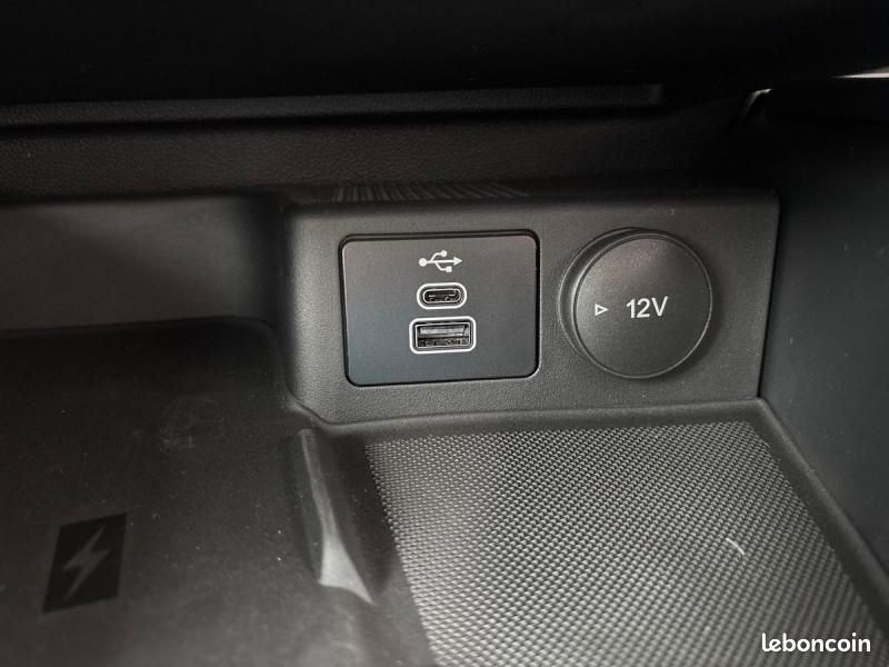 Ford Focus 1.0 EcoBoost mHEV 125ch Titanium X Business (image 21)