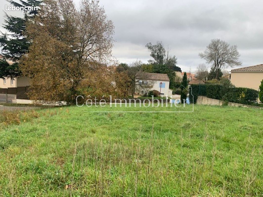 Terrain 673 m² · à Port-Saint-Père · 673 m² · 102 600 €