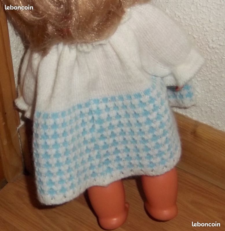 Robe ancienne tricot poupée Jeux Jouets