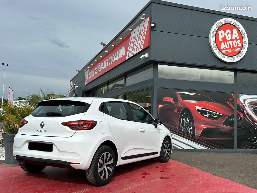 Renault Clio 1.0 L TCe 90 CH "Equilibre" 1ère Main (image 10)