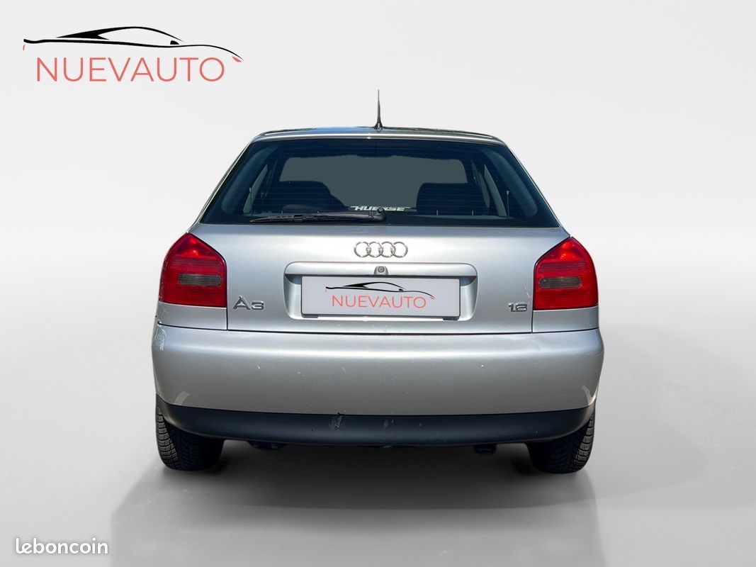 AUDI A3 A3 1.6i Ambiente A (image 5)