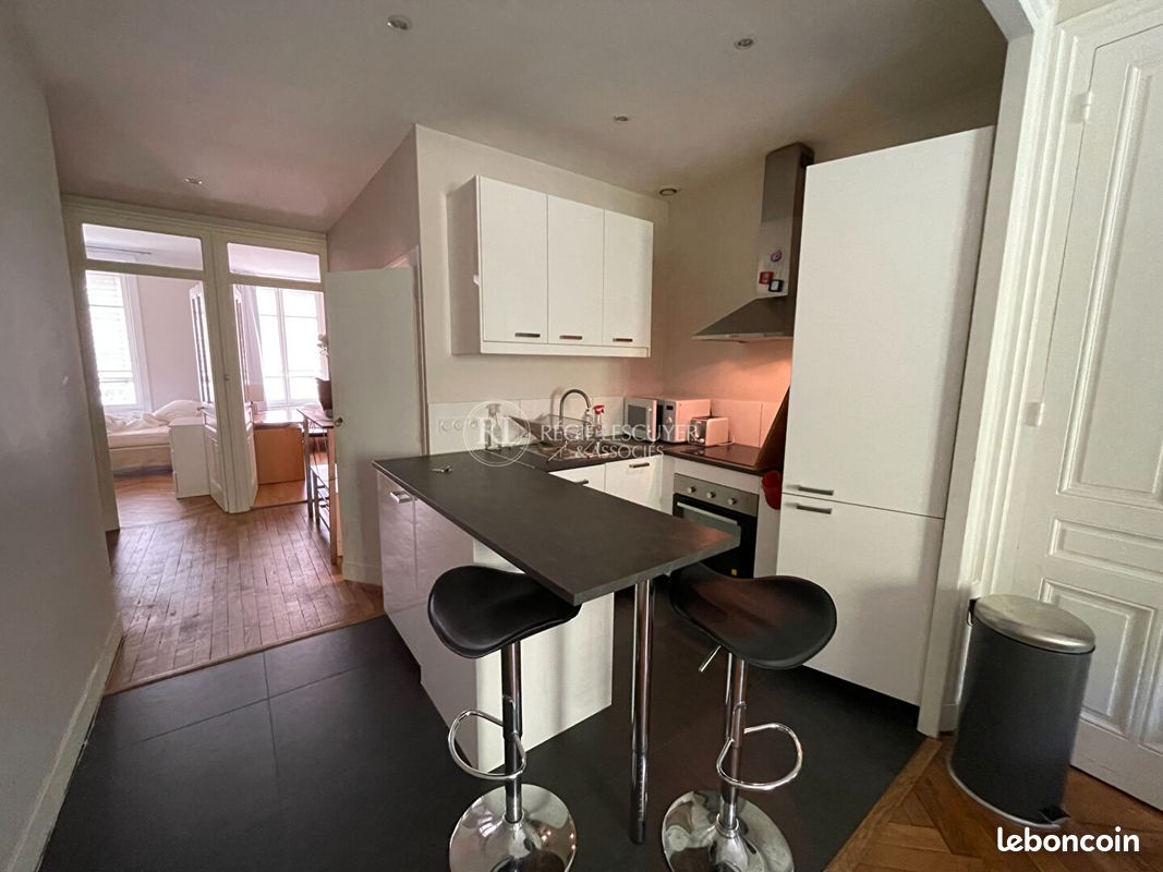 Appartement 3 pièces 62 m² · à Lyon · 62 m² · 1 076 €