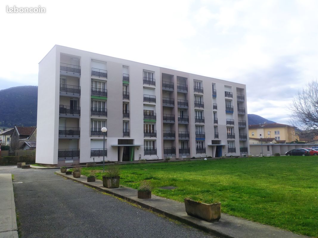 Appartement 3 pièces 55 m² · à Vif · 55 m² · 725 €