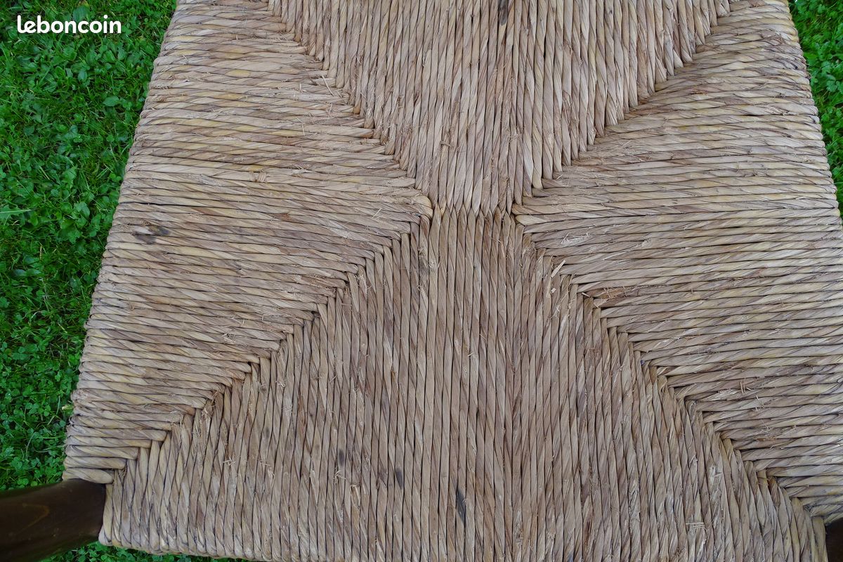 Grand fauteuil large en bois et assise en paille (image 2)
