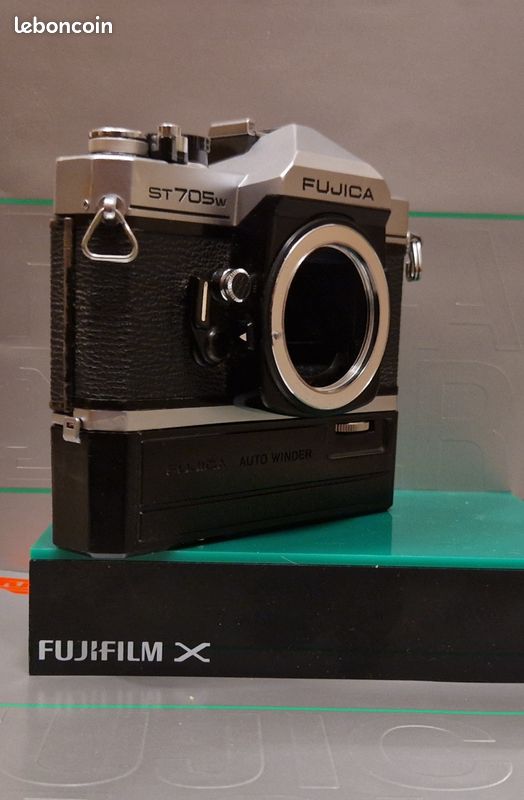 Fuji Fujica St 705w FUJICA ST 705 FUJI 55mm CAMERA WITH FUJINON