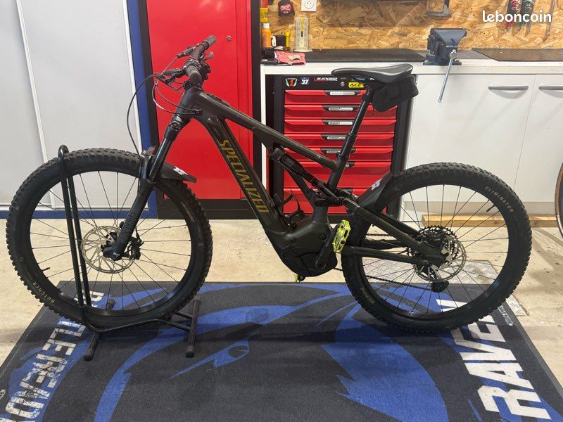 Specialized turbo levo (image 2)