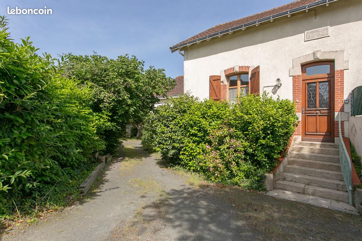 Maison 6 pièces 128 m² · à Gorges · 128 m² · 273 000 €