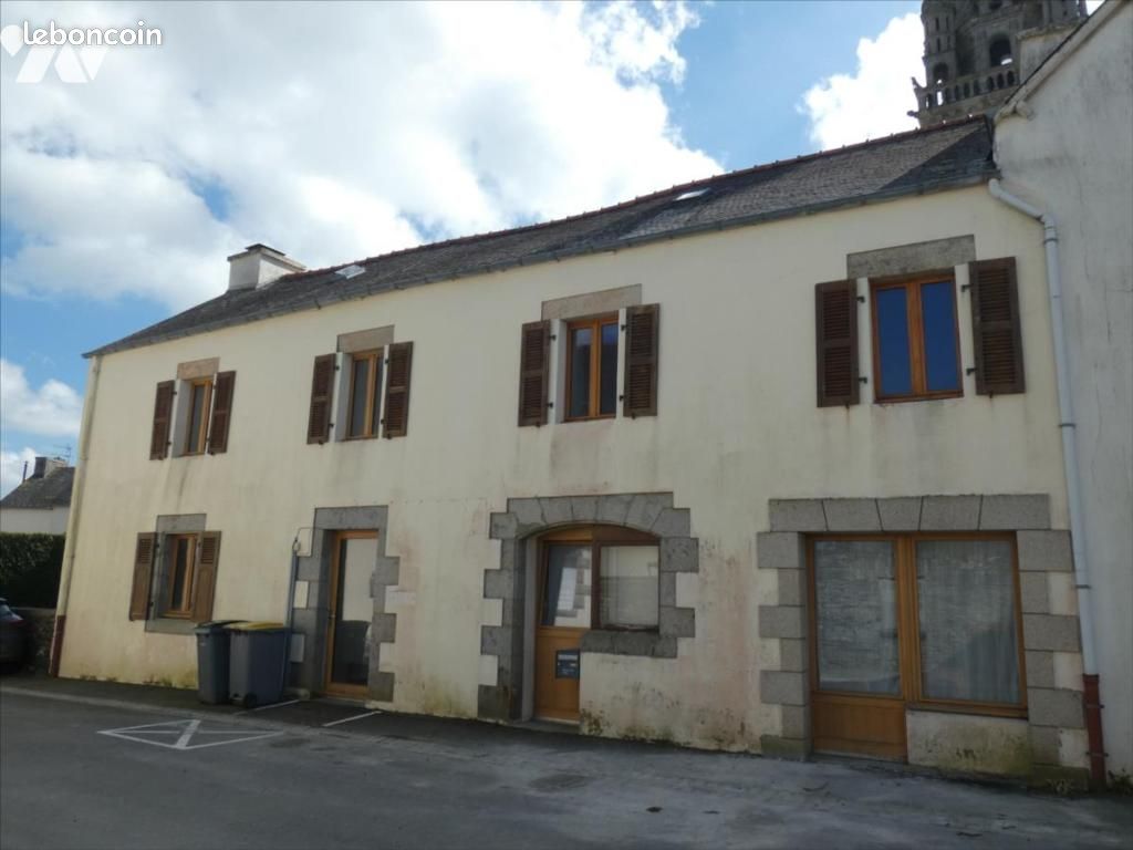 Maison 7 pièces 178 m² · à Pleyben · 178 m² · 141 450 €