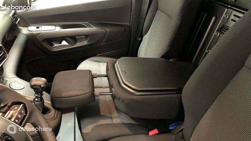 Peugeot Partner Véhicule utilitaire ou Société M 650kg BlueHDi 100ch S&S Pack Premium Connect (image 31)