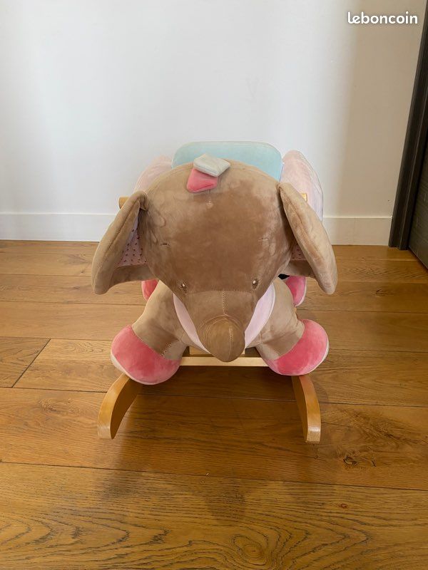 Éléphant à bascule (image 2)