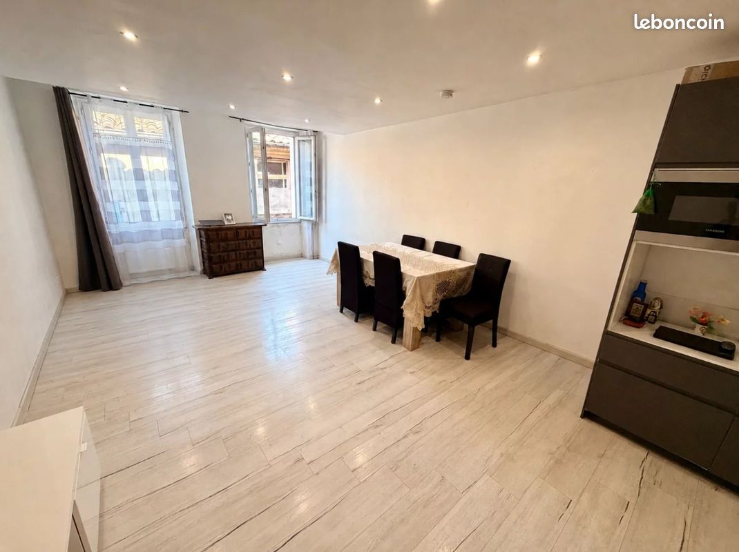 Appartement 2 pièces 46 m² · à Puget-Théniers · 46 m² · 90 950 €