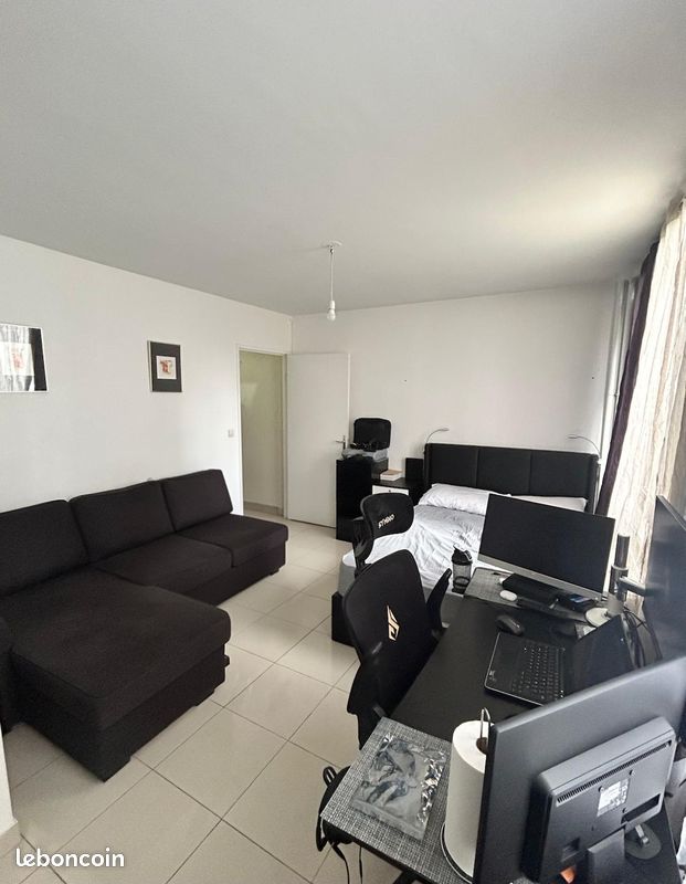 Appartement 1 pièce 28 m² · à Aubervilliers · 27,5 m² · 160 000 €