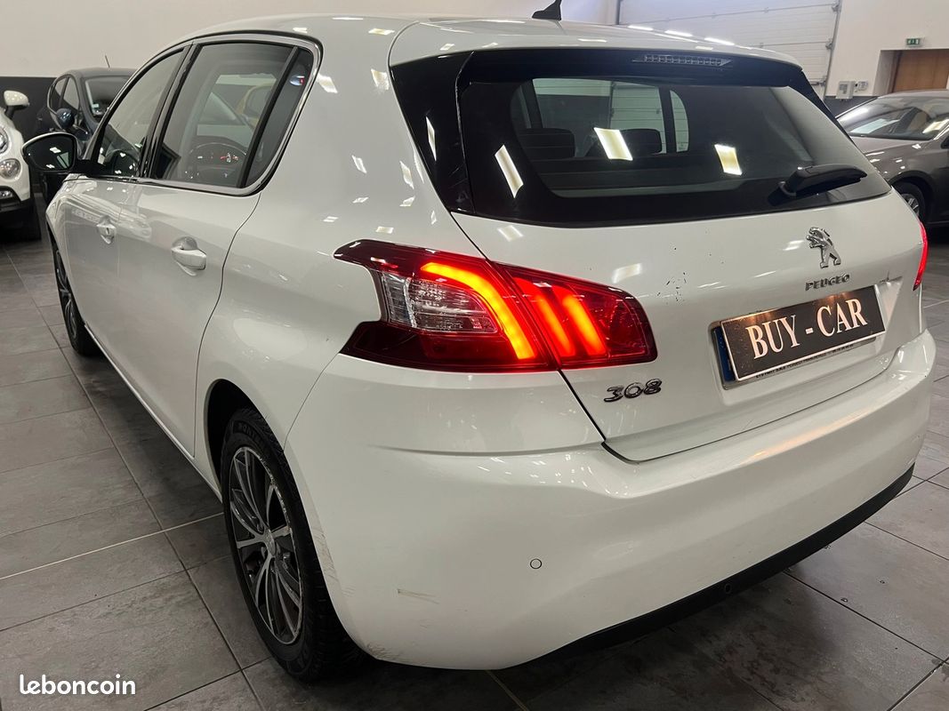 Peugeot 308 1.6 BLUE HDI TURBO 116CV / Financement possible (image 2)
