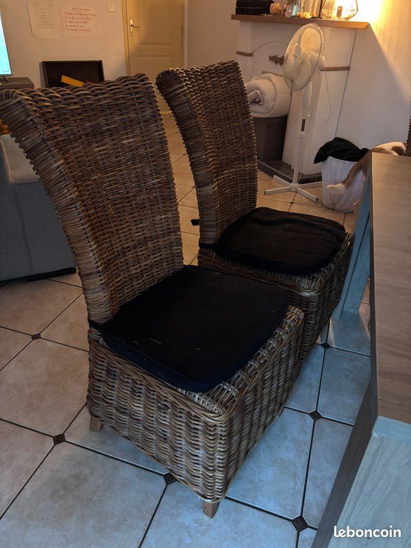 Chaise cocktail scandinave (image 1)