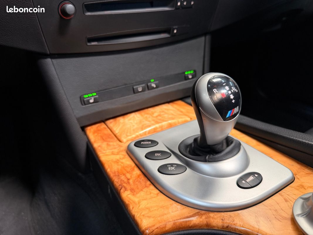 Bmw m5 e60 v10 - sieges chauffants av/ar - sieges av electriques - ciel de toit alcantara- toit ouvrant - g (image 14)