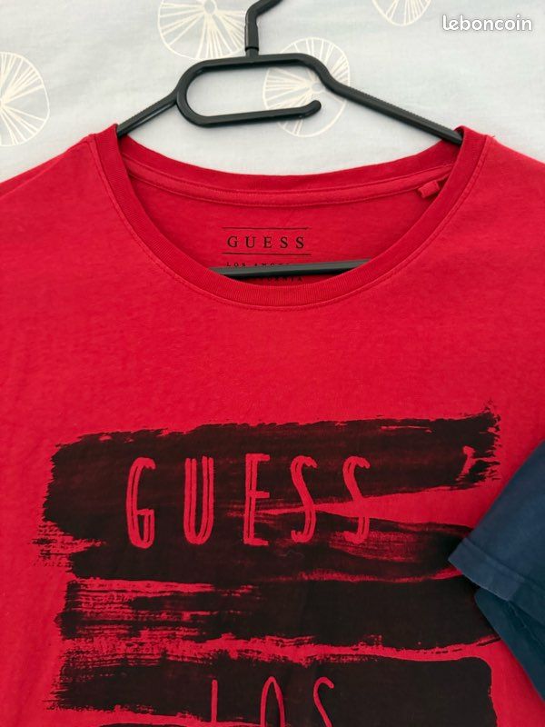 T-shirt Guess Pour Homme - Couleur Blanc, Neuf Avec étiquettes - Modèle Classique