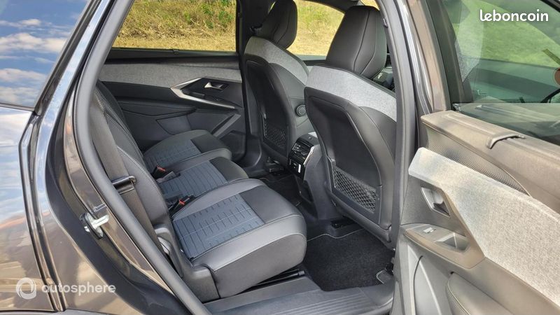 Peugeot 5008 Hybrid 145ch GT e-DCS6 (image 20)