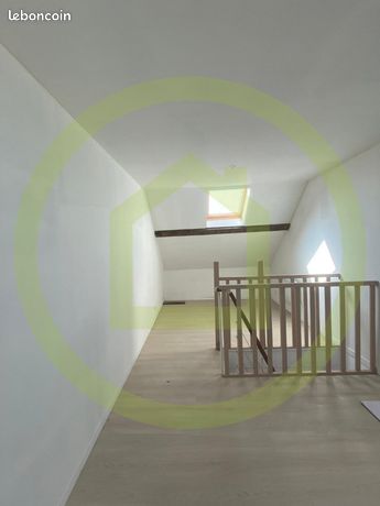 https://img.leboncoin.fr/api/v1/lbcpb1/images/cb/3d/d8/cb3dd8ef88a5471215d64d83f6d03d6d9fb89965.jpg?rule=ad-image