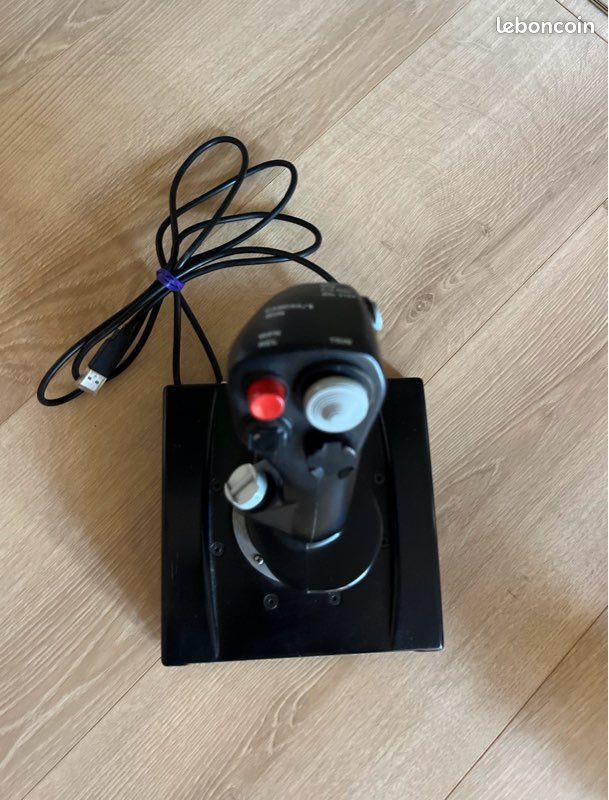 HOTAS Thrustmaster Cougar (Joystick + Manette des gaz) Métal (image 5)