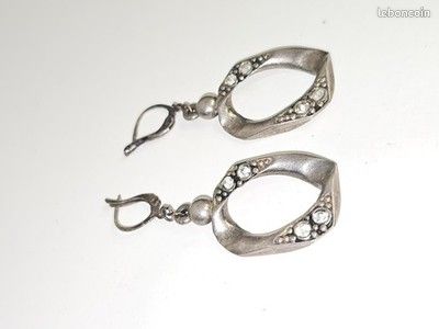 Lot De Boucles D'oreilles Fantaisie Anciennes à Réparer - Couleur Doré, Occasion
