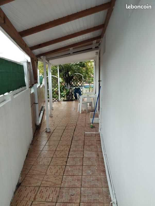 Appartement 2 pièces 40 m² · à Baie-Mahault · 40 m² · 800 €/mois