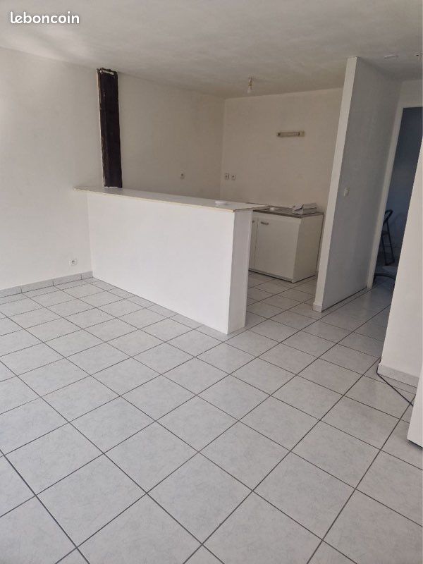 Appartement 2 pièces 45 m² · à Caudebec-lès-Elbeuf · 45 m² · 650 €/mois