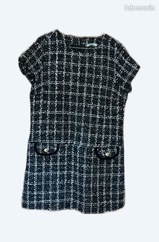 Robe (image 1)
