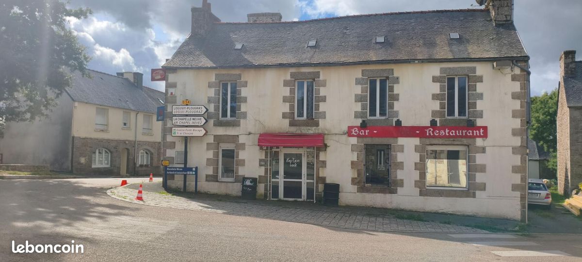 Maison 6 pièces 185 m² · à Plougonver · 185 m² · 57 000 €