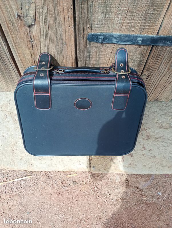 Petite sac valise (image 1)