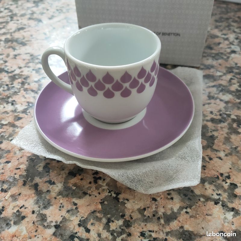 Lot de 4 tasses café et assiettes United colors of Benetton (image 2)