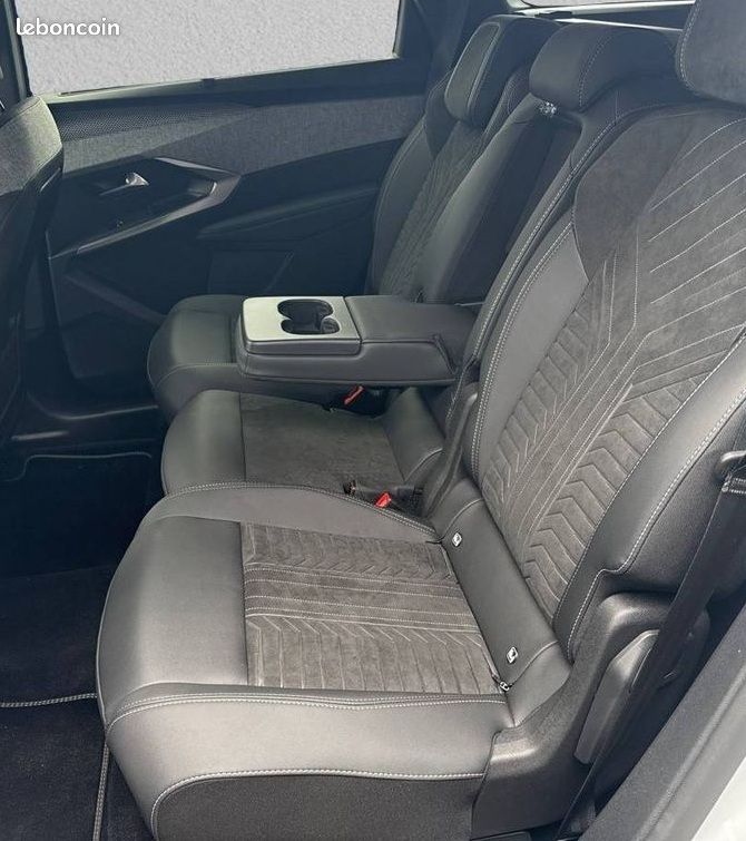 Peugeot 5008 iii 1.2 hybrid 145 gt exclusive e-dcs6-- divers coloris - 10km - (image 7)