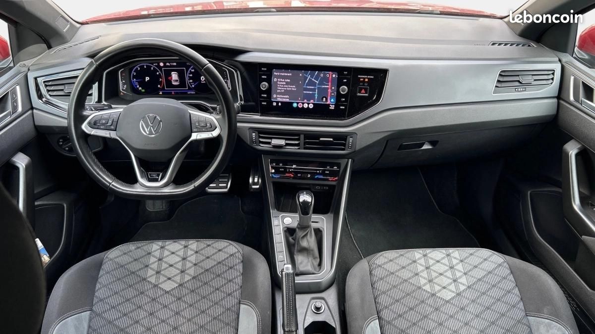 Volkswagen Taigo 1.0 TSI 110 DSG-7 R-Line / Digital Cockpit et caméra de recul (image 9)