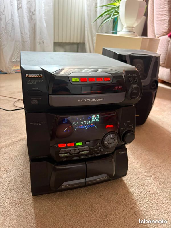 Chaîne Hi-Fi Panasonic SA-AK40 – 5 CD, double cassette, tuner FM + 2 enceintes (image 1)